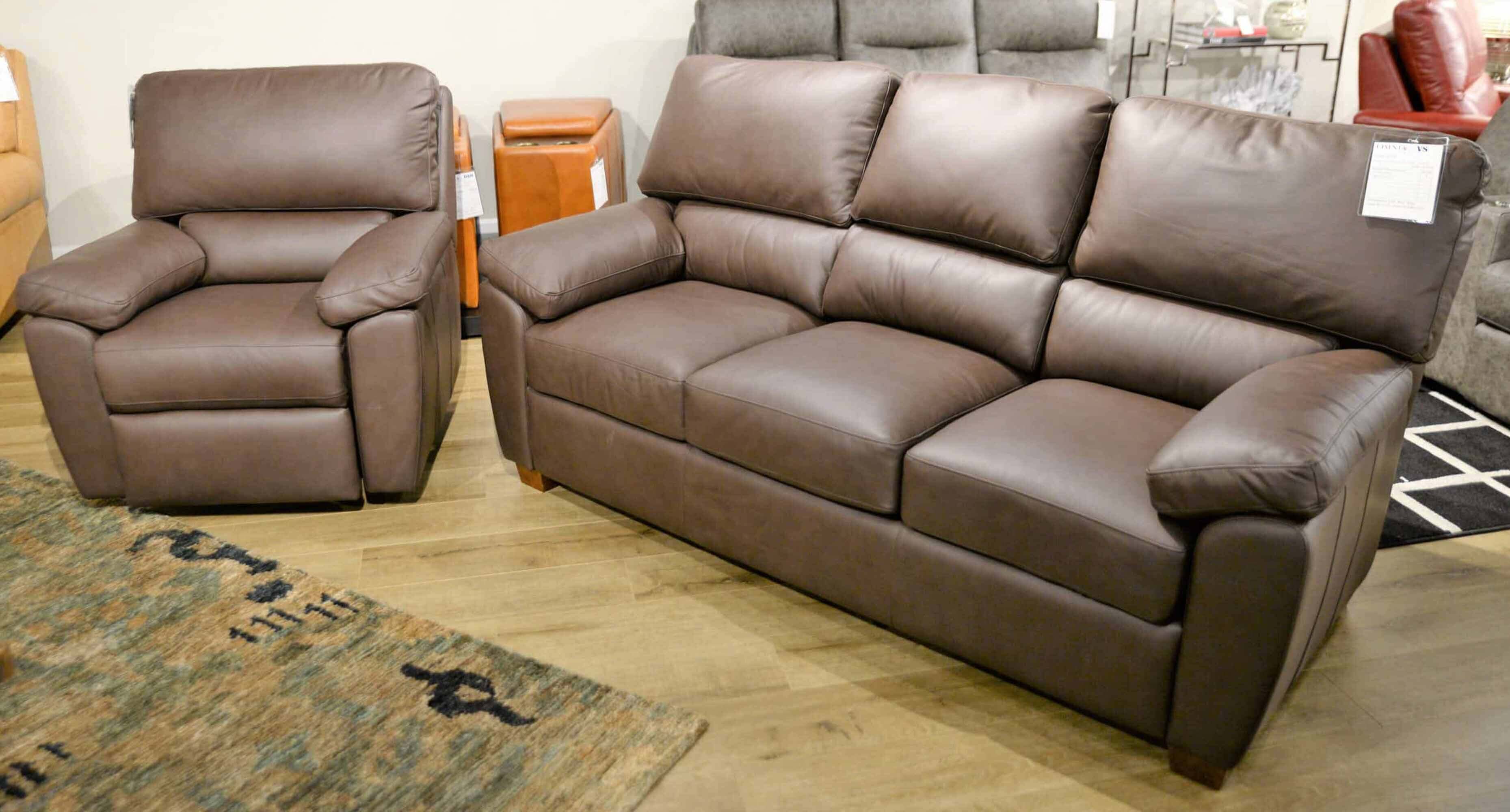 Vercelli Leather Full Size Sofa Sleeper - Image 5